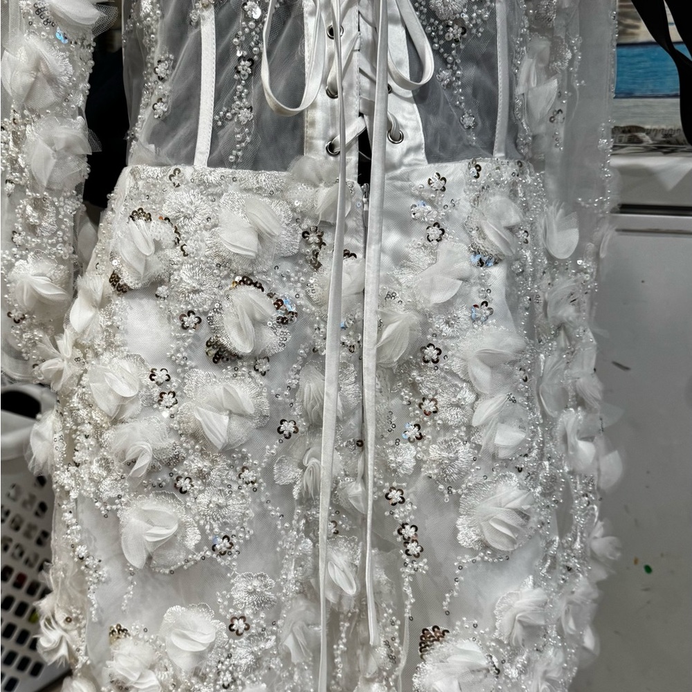 White Floral Lace Wedding Dress - Picture 6 of 16